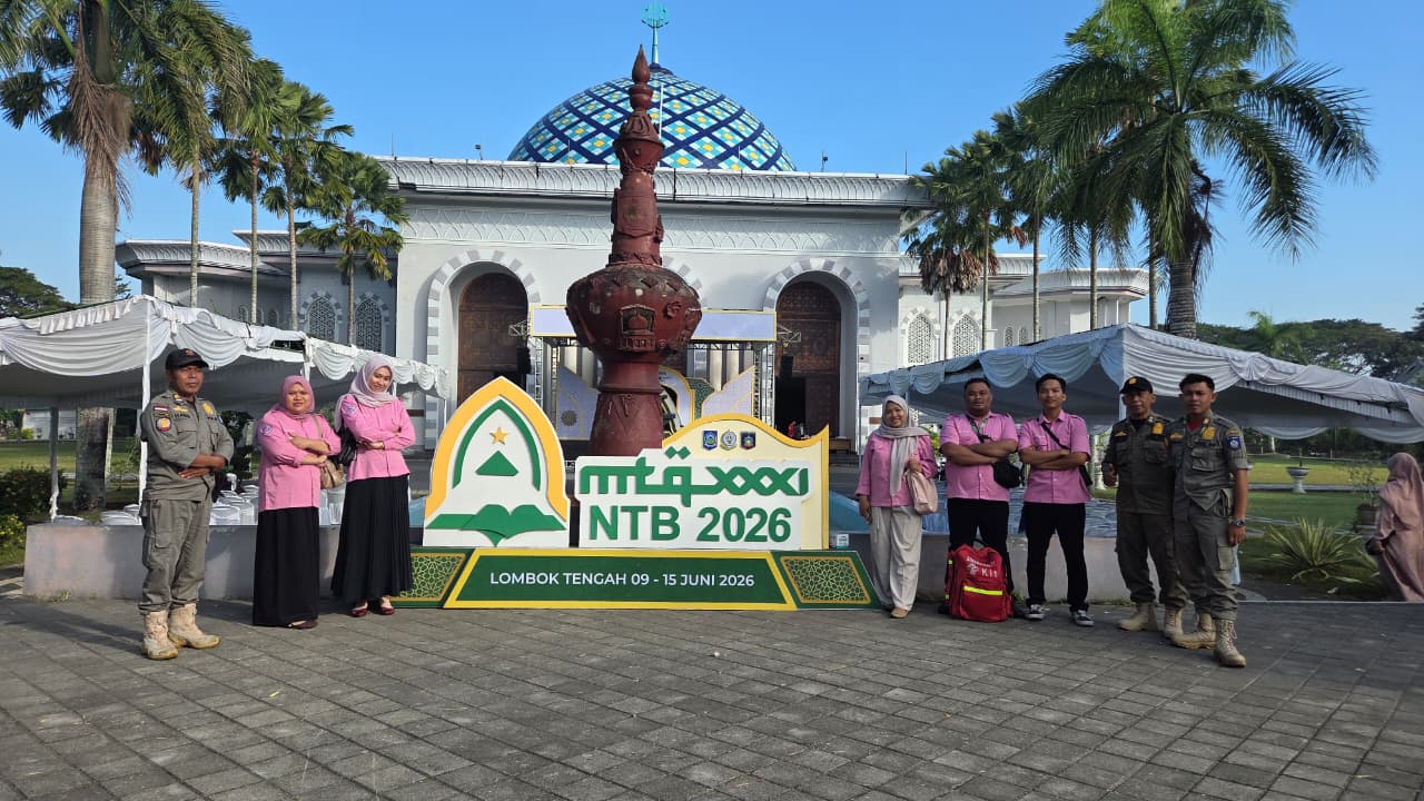 TIM KESEHATAN, SIAGA BERIKAN PELAYANAN KESEHATAN TERPADU PADA MTQ XXXI TINGKAT PROVINSI NUSA TENGGARA BARAT
