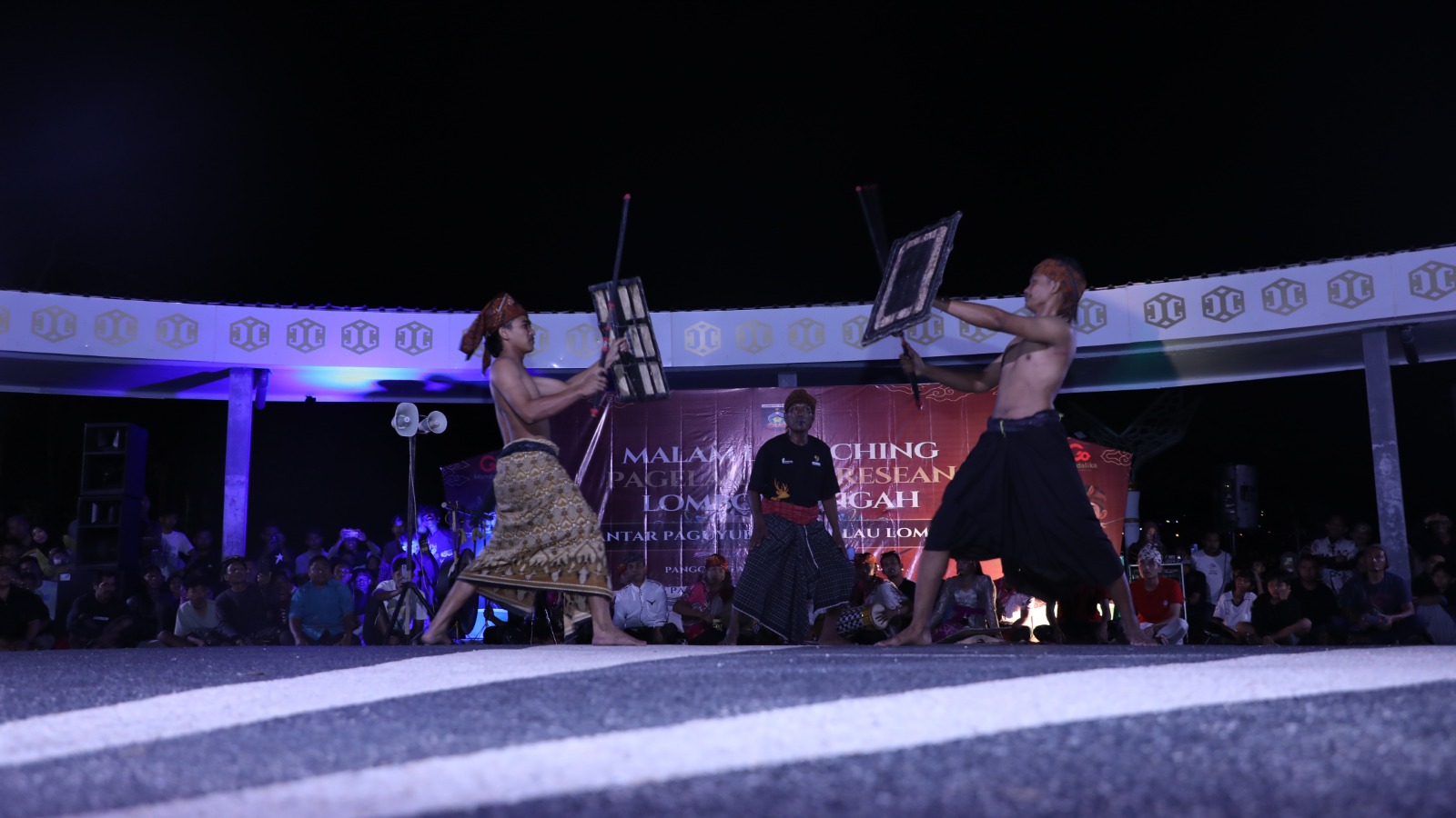 Peresean Antar Paguyuban Diluncurkan di Tastura: Ajang Bulanan, Atraksi Budaya Baru