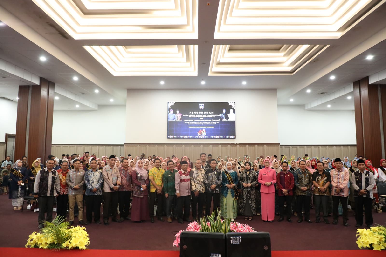 Lombok Tengah Kukuhkan Bunda Literasi se-Kabupaten dan Luncurkan Program LAPANG